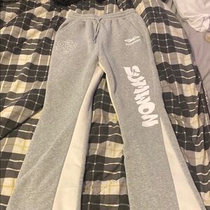 SHEIN Gray and White Sweatpants Relaxed Fit Joggers